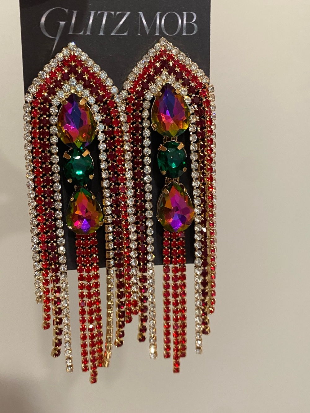NEW Glitz Mob 🎄Christmas in July Fringe Earrings - Picture 2 of 3